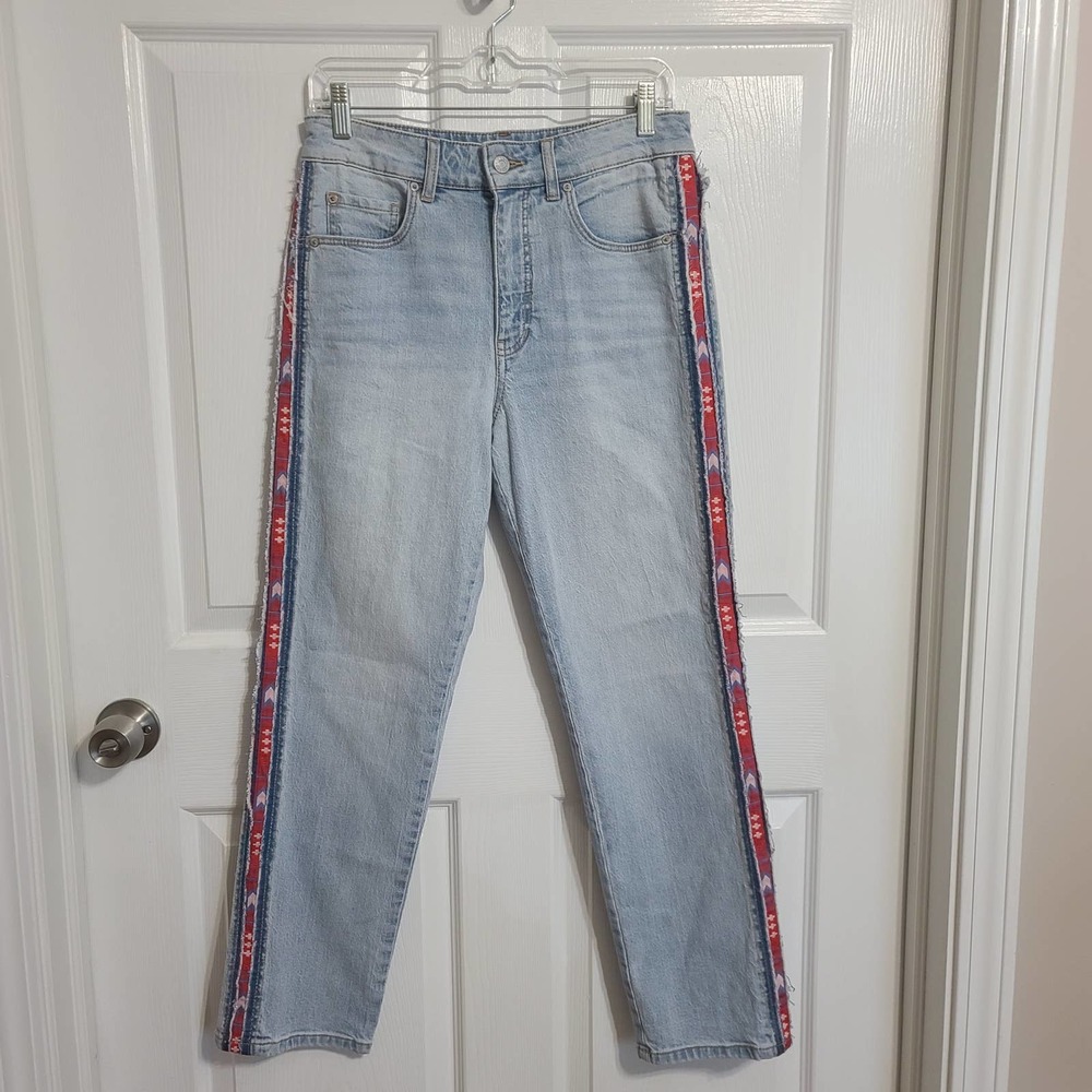 Pilcro Vintage Straight Jeans Aztec Print Stripe Light Wash Size 28